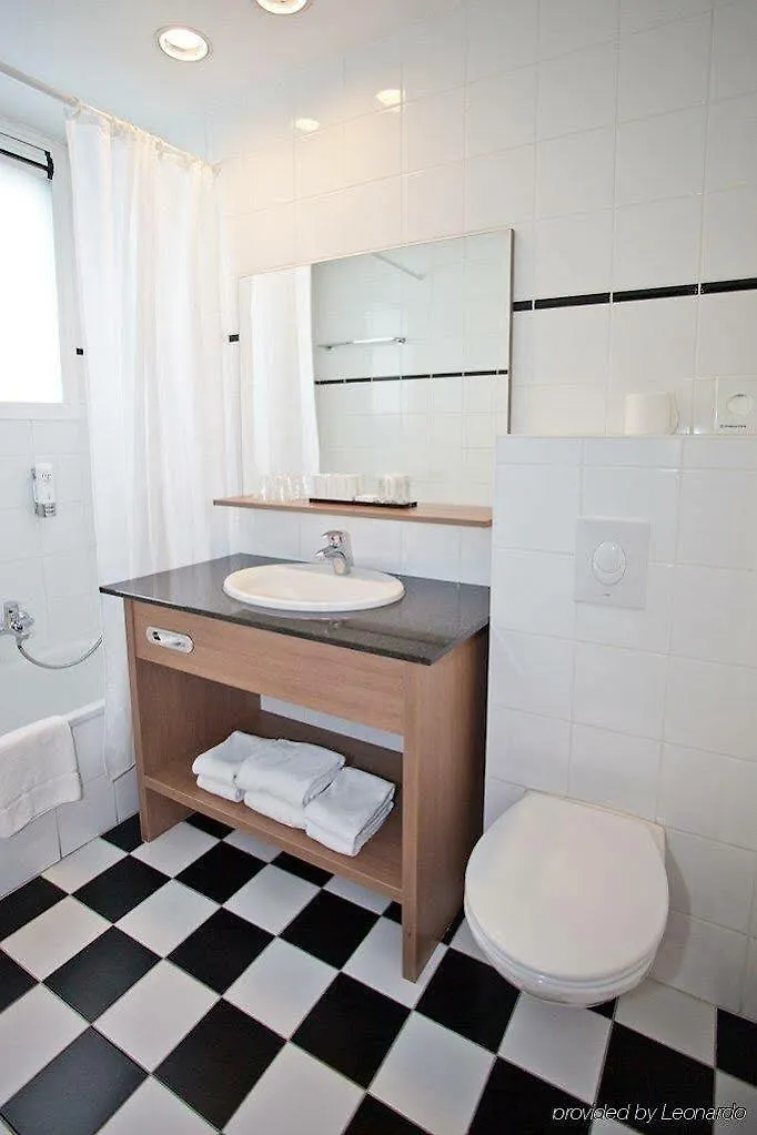 Theater Hotel Αμβέρσα 4*,  Βέλγιο